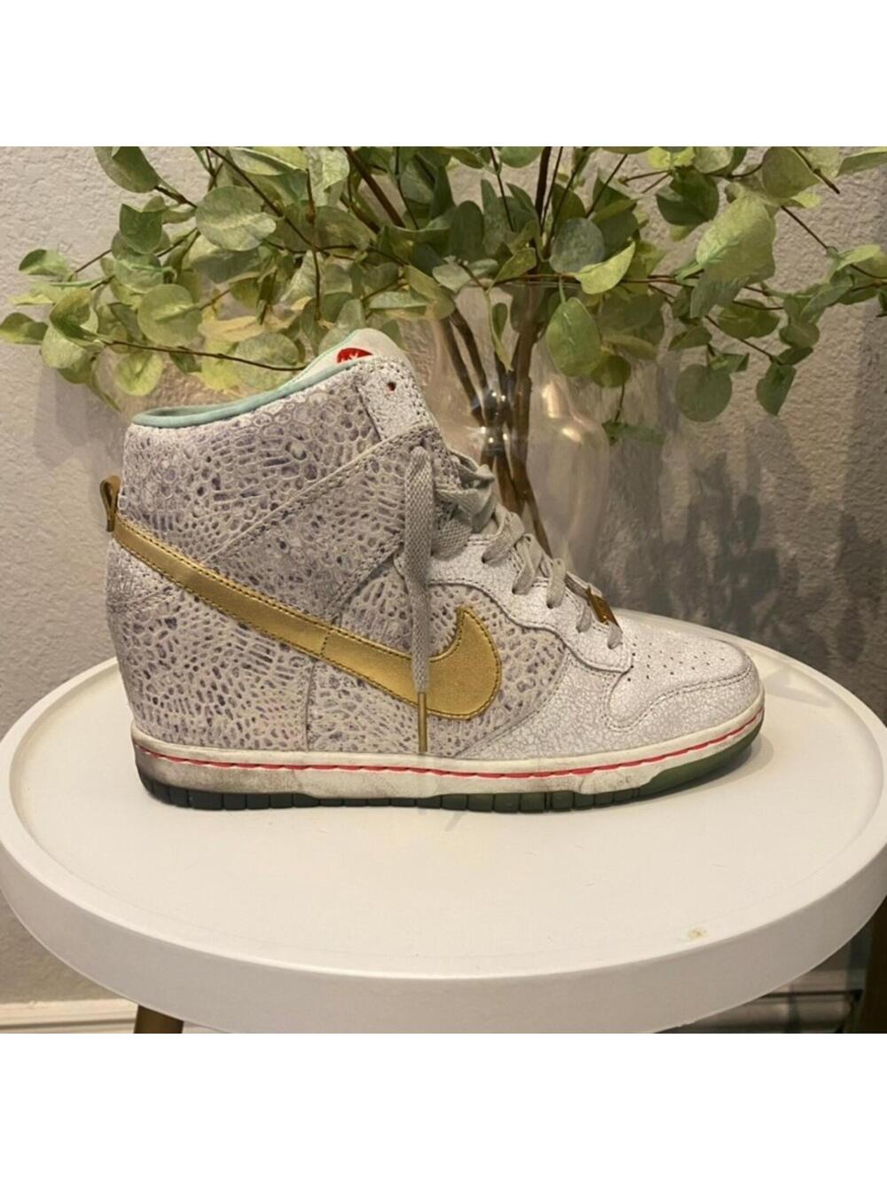 Nike RARE Dunk Sky Hi QS Year of the Snake Women's 9 Wedge Sneaker Excellent